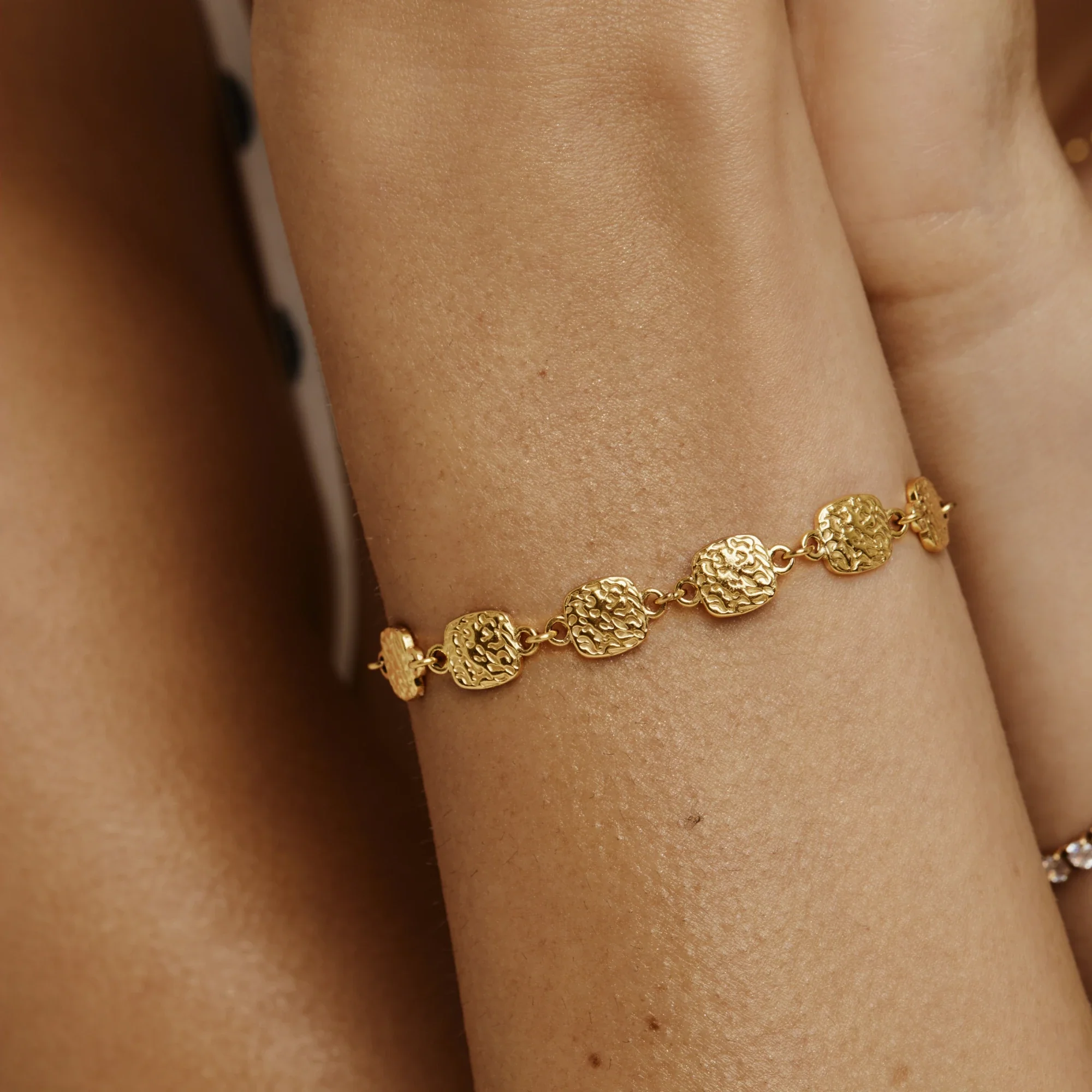 Crushed Disc Bracelet - Image 4