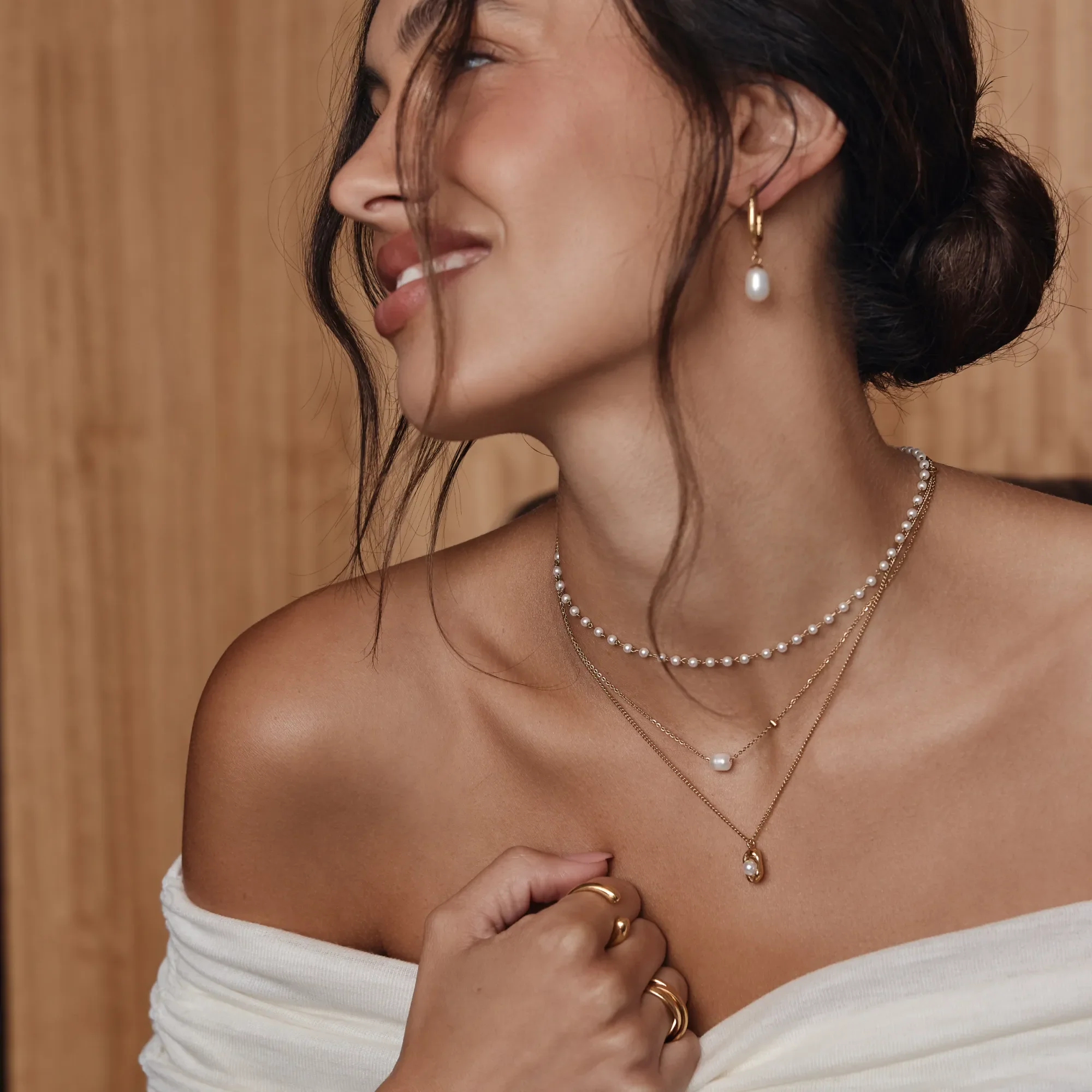 Luna Pearl Drop Necklace - Image 7