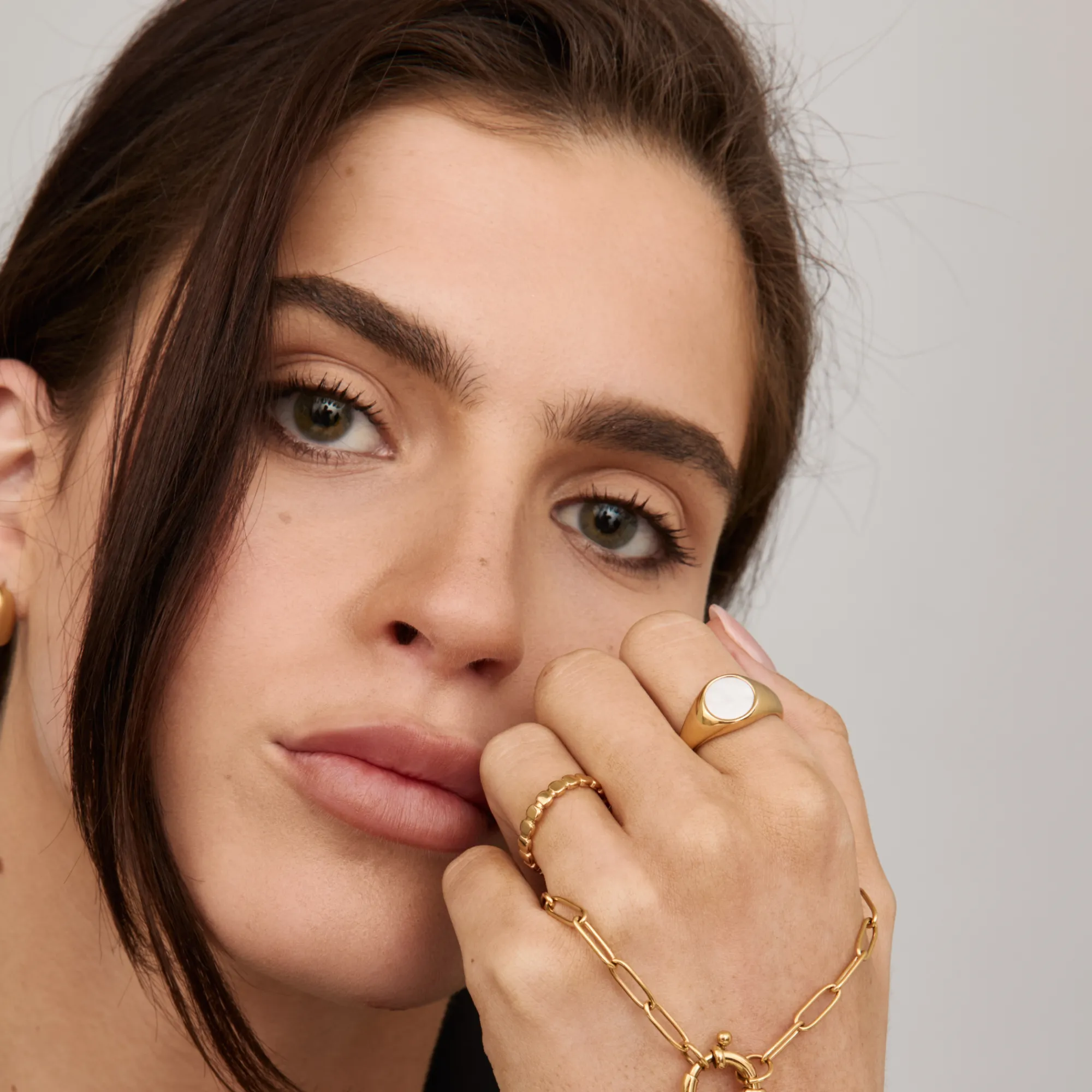 Mother Of Pearl Ring - Image 3